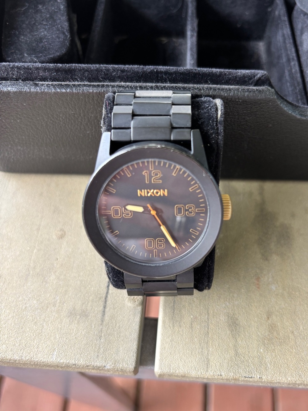 Nixon in the hot zone Matte Black watch The Private